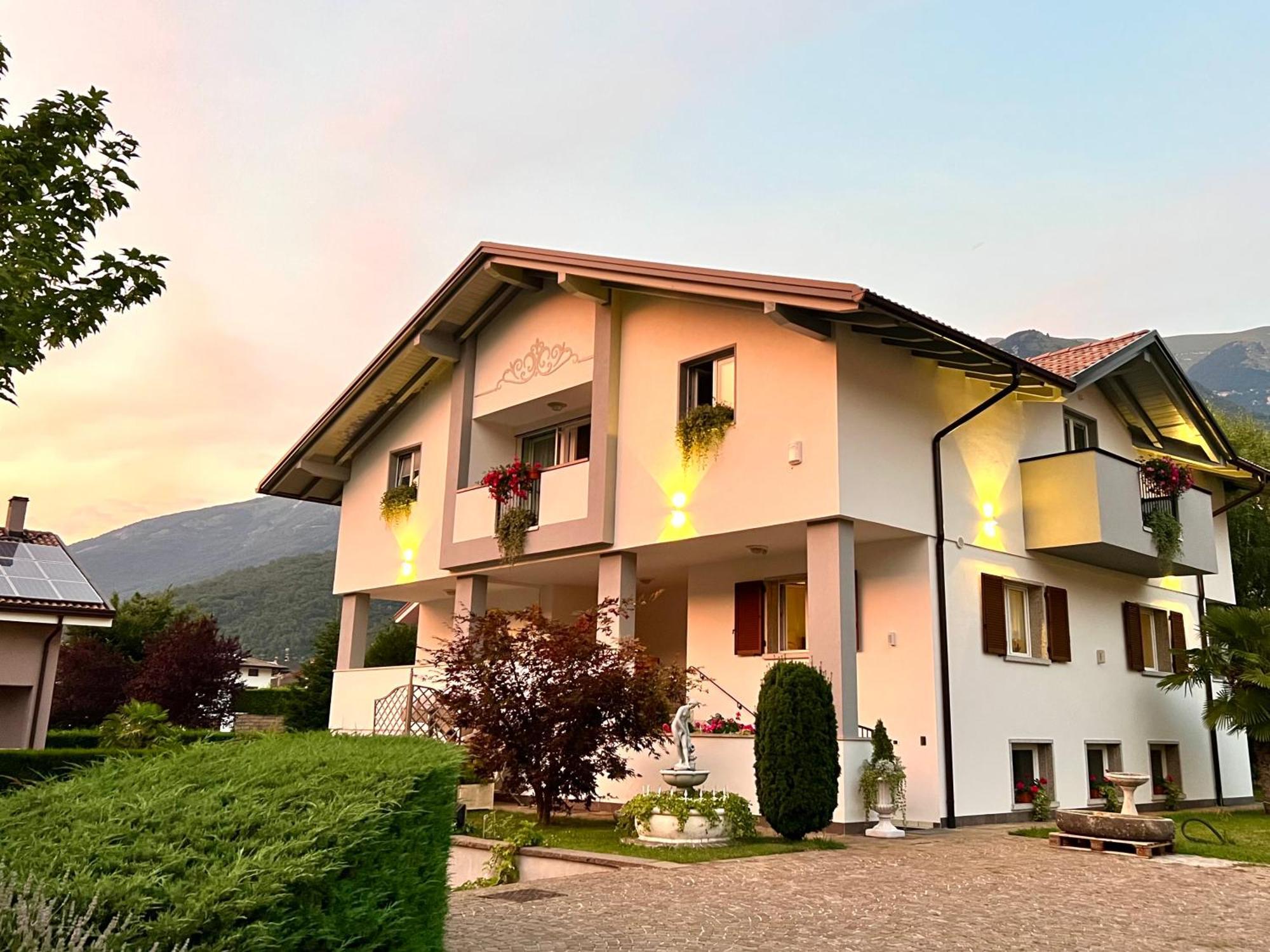 La Finestra Sul Giardino - B&B Cavedine Exteriér fotografie